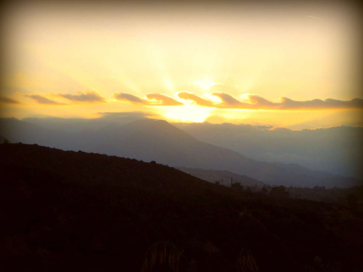 Thực hành nhận thức từ quá trình tu thiền vào thế giới thực