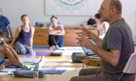 Hội chứng sau hôi nghị Yoga – Leslie Kaminoff