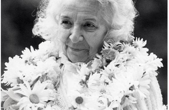 Swami Sivananda Radha – người mang yoga đến Canada